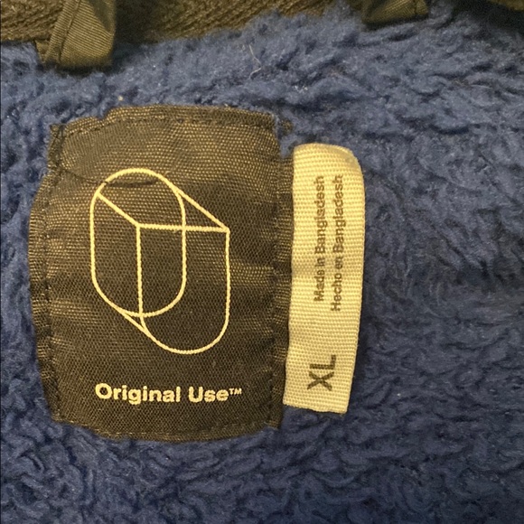 Cozy Colorblock Fleece Jacket - Red and Blue - Picture 2 of 2